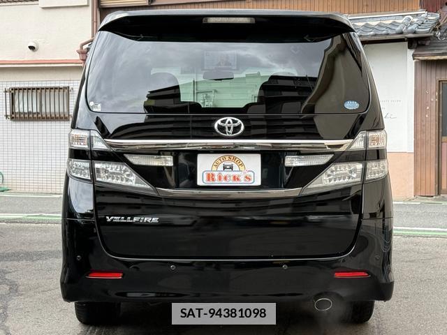 Toyota VELLFIRE 2013-03 7820806-7