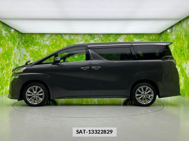 Toyota VELLFIRE 2016-11 7821346-1