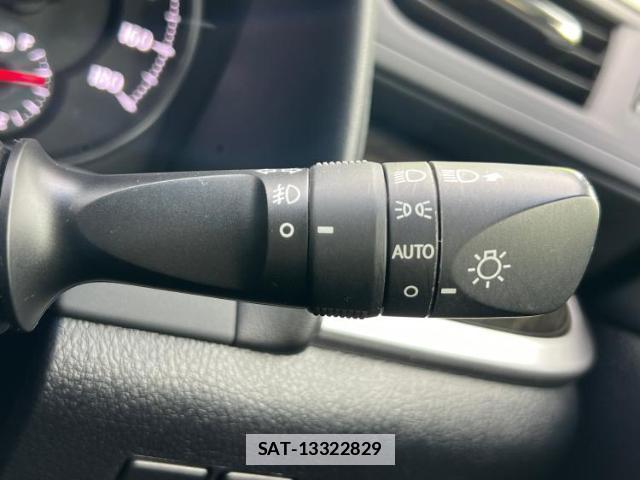 Toyota VELLFIRE 2016-11 7821346-16