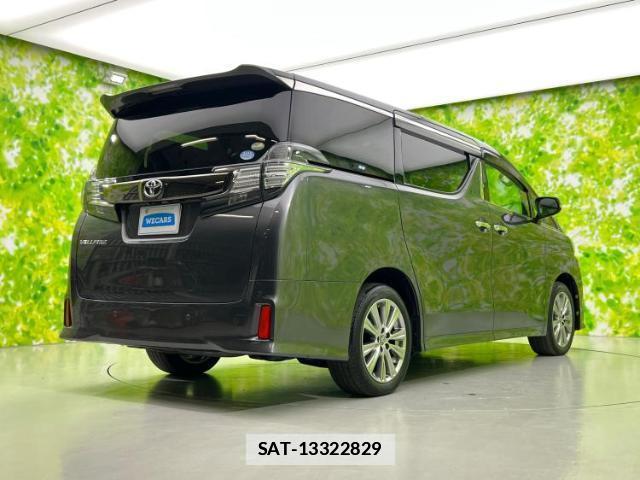 Toyota VELLFIRE 2016-11 7821346-2
