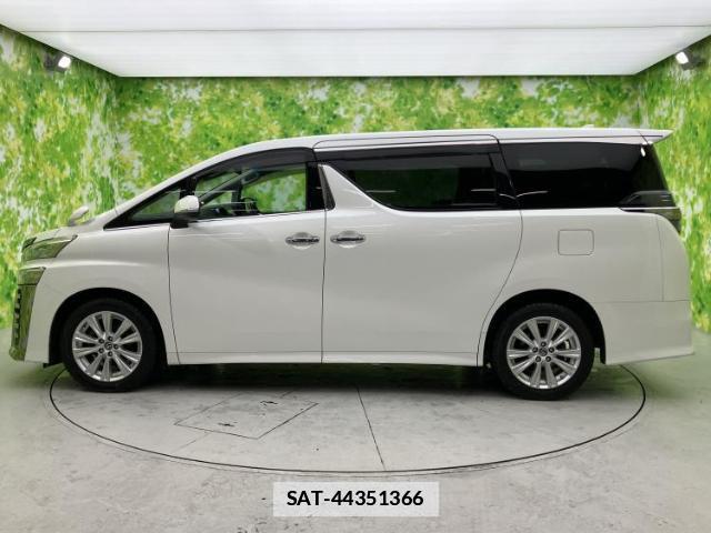 Toyota VELLFIRE 2018-05 7822123-1