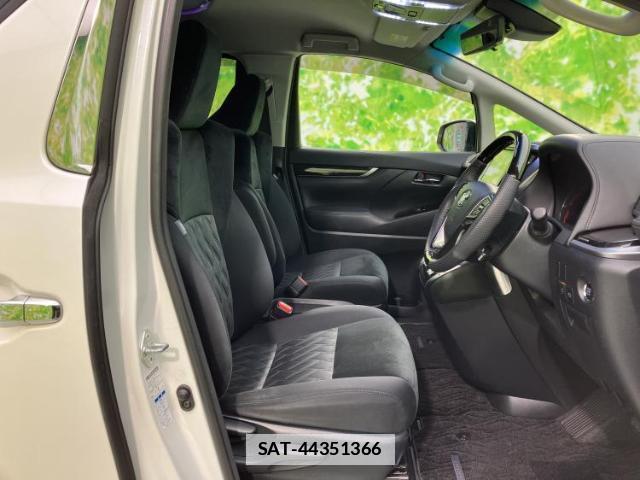 Toyota VELLFIRE 2018-05 7822123-3