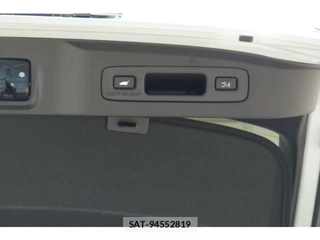 Honda VEZEL 2026-07 7815543-17