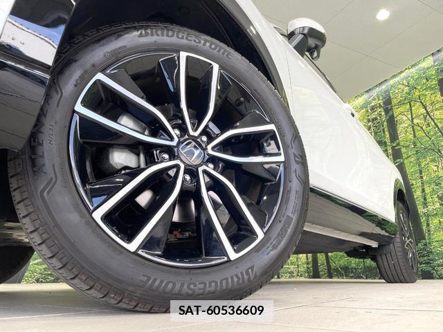 Honda VEZEL 2025-02 7815948-12