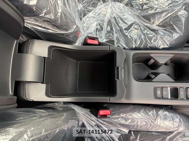 Honda VEZEL 2026-05 7816246-15
