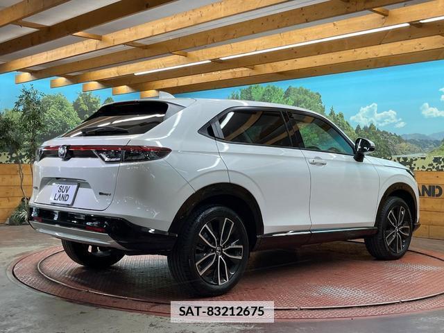 Honda VEZEL 2023-09 7816279-16