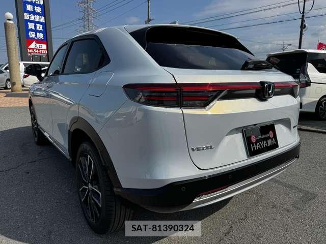Honda VEZEL 2026-06 7816325-10