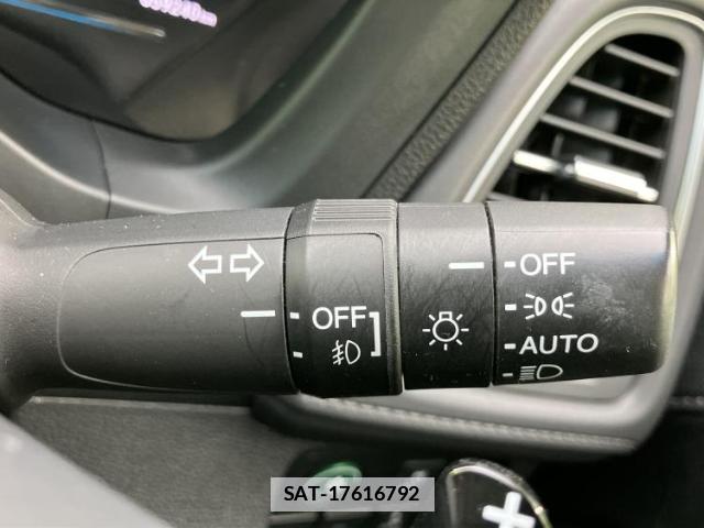 Honda VEZEL 2019-06 7816393-15