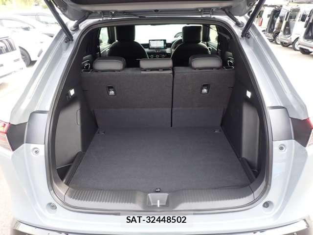 Honda VEZEL 2026-03 7817498-12