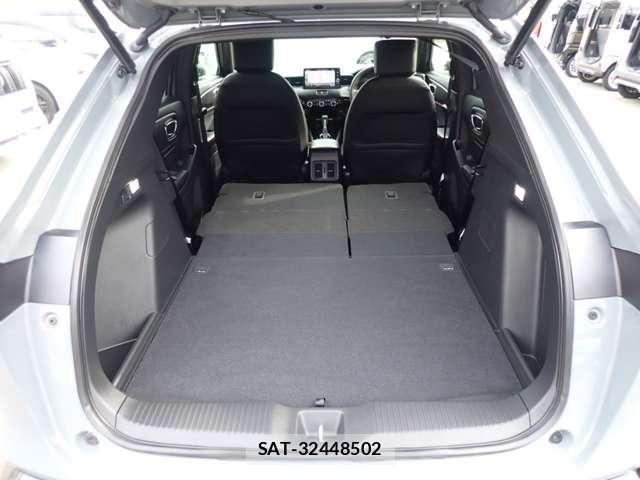 Honda VEZEL 2026-03 7817498-14