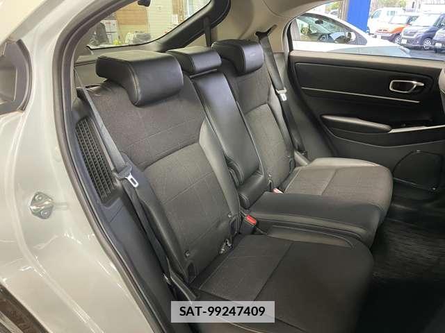 Honda VEZEL 2021-06 7818256-16
