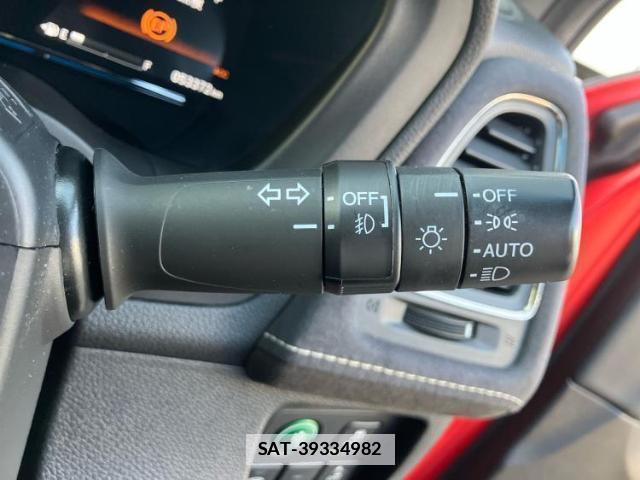 Honda VEZEL 2017-06 7818906-12