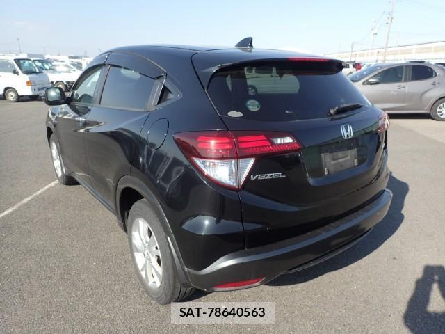 Honda VEZEL 2014-03 7820211-14