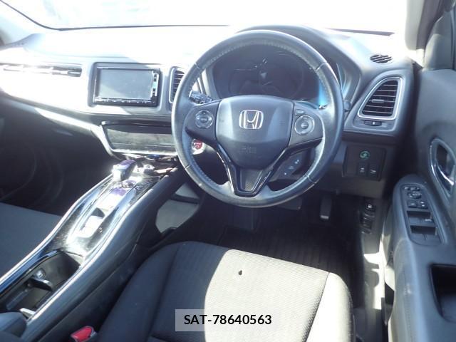 Honda VEZEL 2014-03 7820211-2