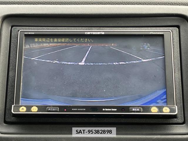 Honda VEZEL 2015-02 7820944-12