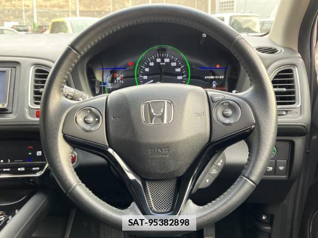 Honda VEZEL 2015-02 7820944-14