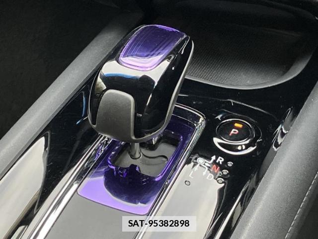 Honda VEZEL 2015-02 7820944-17