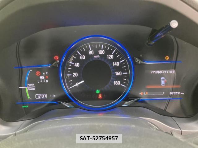Honda VEZEL 2015-03 7820984-13