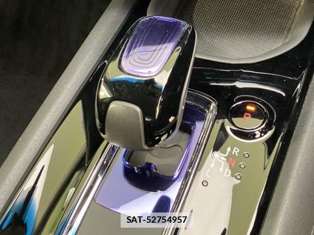 Honda VEZEL 2015-03 7820984-17