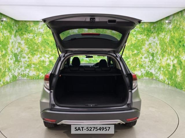 Honda VEZEL 2015-03 7820984-7