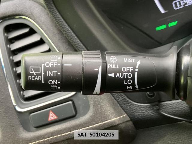 Honda VEZEL 2019-07 7820986-16
