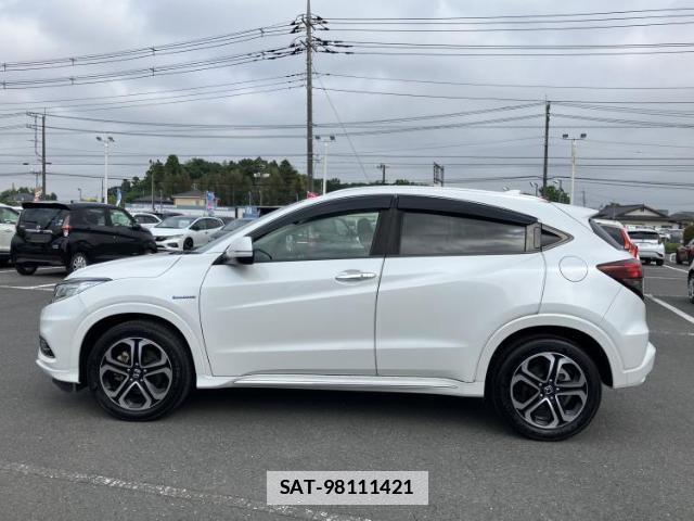 Honda VEZEL 2018-03 7821477-1