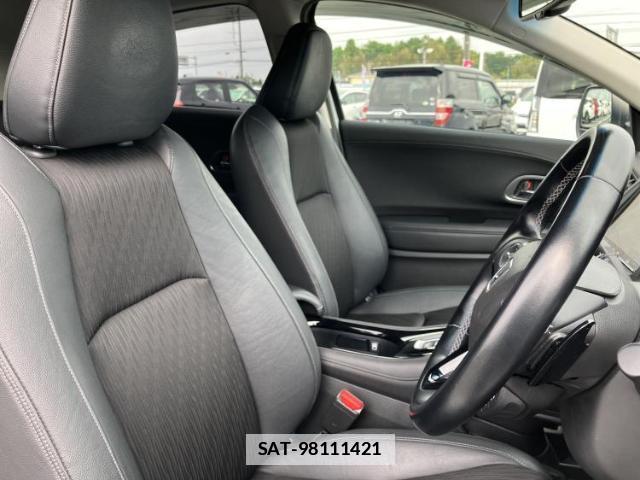 Honda VEZEL 2018-03 7821477-4