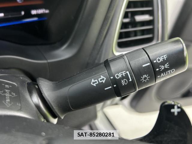 Honda VEZEL 2015-08 7821507-16
