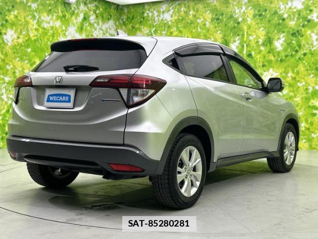 Honda VEZEL 2015-08 7821507-2