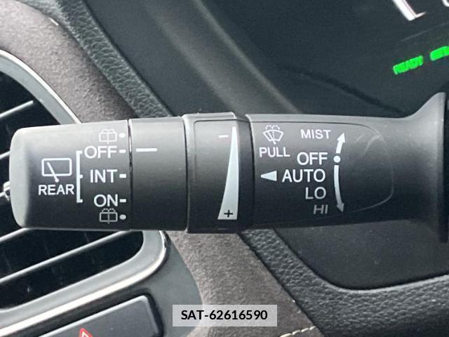 Honda VEZEL 2018-06 7822005-14
