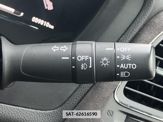Honda VEZEL 2018-06 7822005-15