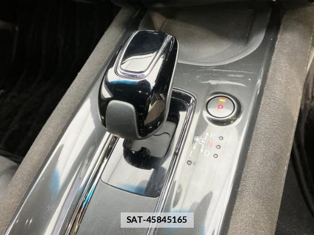 Honda VEZEL 2019-03 7822104-17