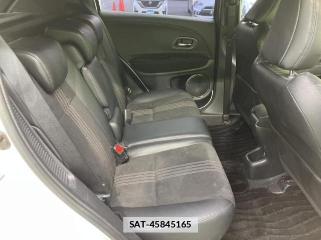 Honda VEZEL 2019-03 7822104-4
