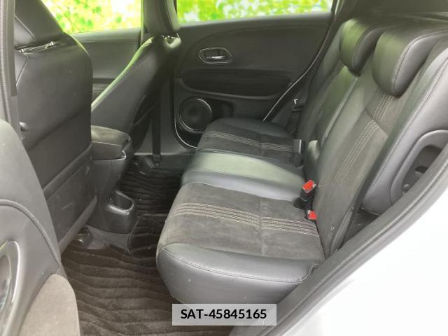 Honda VEZEL 2019-03 7822104-6