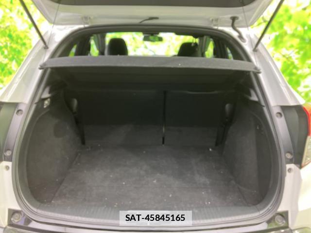 Honda VEZEL 2019-03 7822104-7