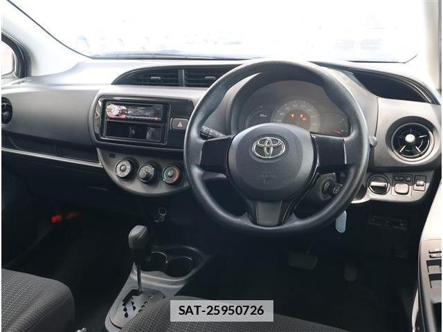 Toyota VITZ 2017-03 7811894-1