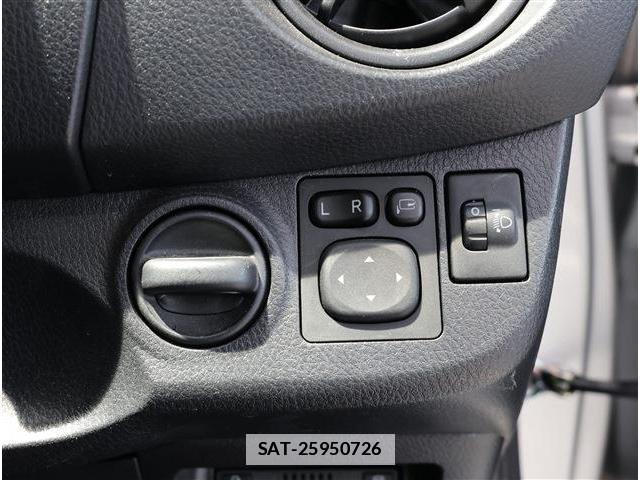 Toyota VITZ 2017-03 7811894-10