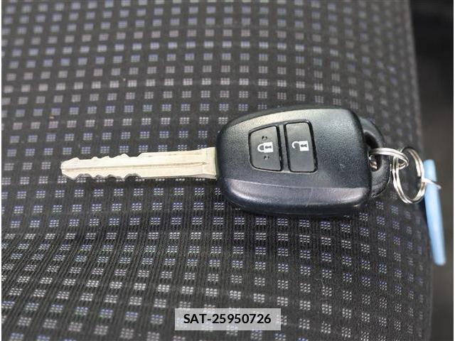 Toyota VITZ 2017-03 7811894-16