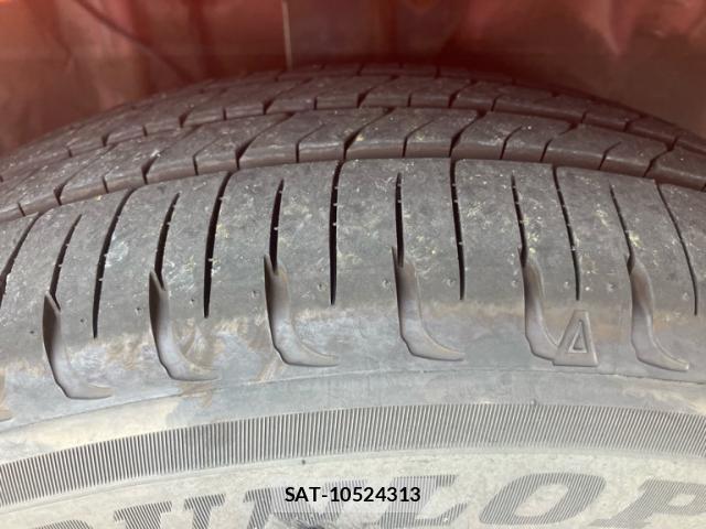 Toyota VITZ 2016-08 7812721-7