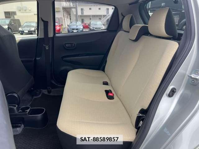 Toyota VITZ 2012-05 7813801-16