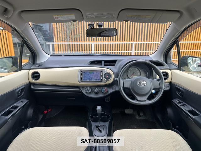 Toyota VITZ 2012-05 7813801-2
