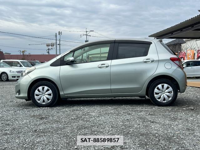 Toyota VITZ 2012-05 7813801-3