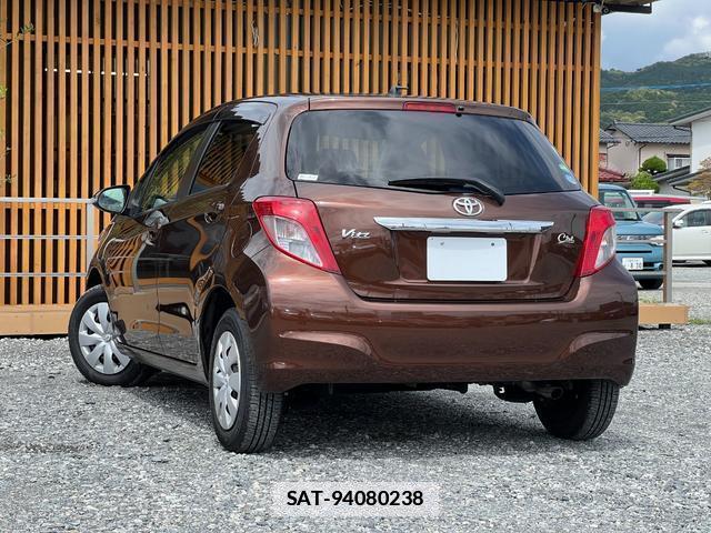 Toyota VITZ 2013-03 7813823-1