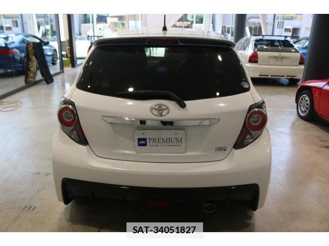 Toyota VITZ 2013-03 7816056-12