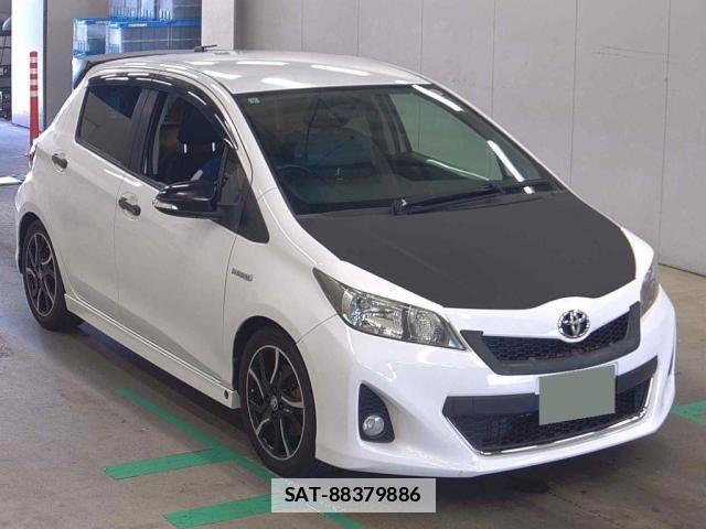 Toyota VITZ 2011-03 7816723-0