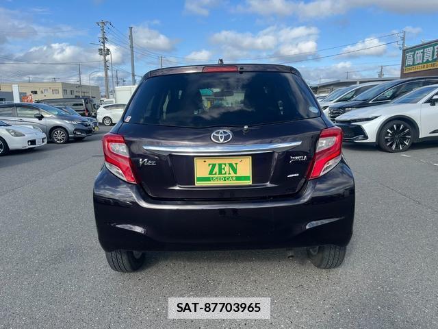 Toyota VITZ 2014-10 7816979-7