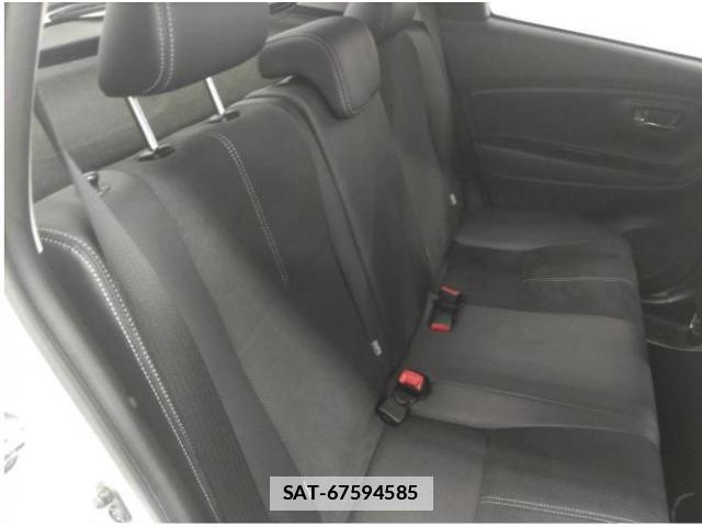 Toyota VITZ 2017-11 7817358-5