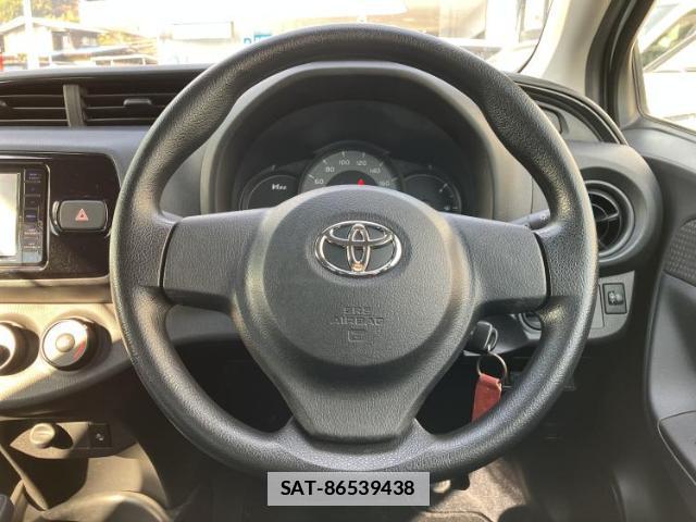 Toyota VITZ 2017-03 7818910-14