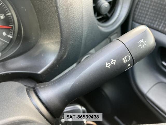 Toyota VITZ 2017-03 7818910-15