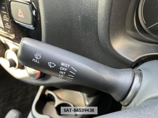 Toyota VITZ 2017-03 7818910-16